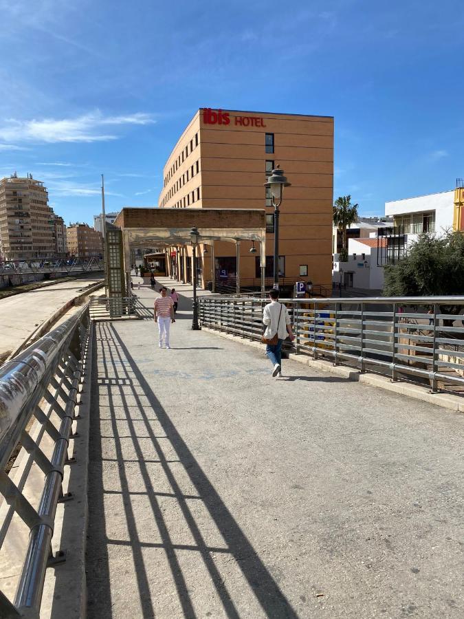 Apartamento Plaza Aurora, Casa en el Centro Histórico Málaga Exterior foto